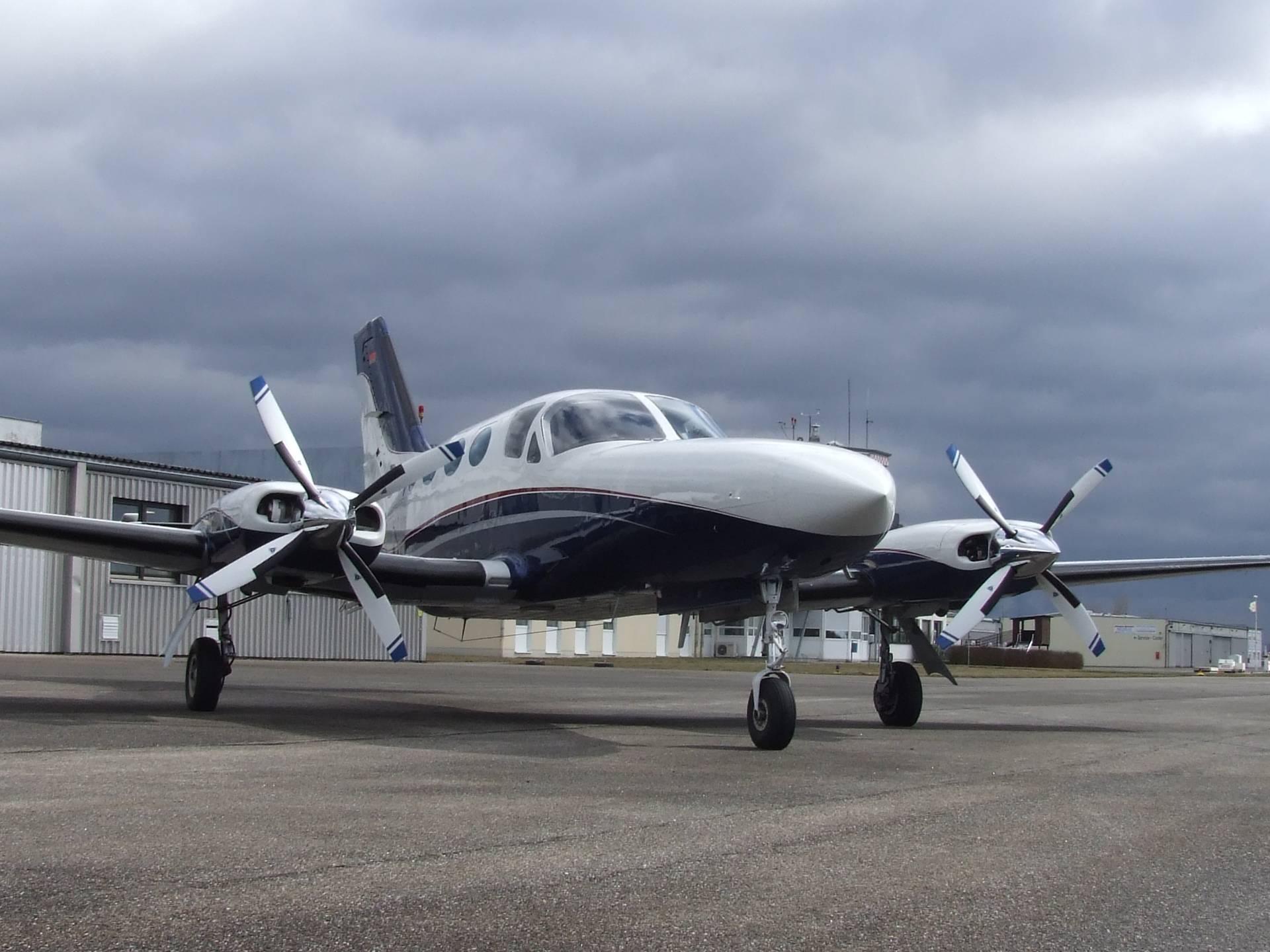 STC/stc_pic/cessna_414_1.JPG